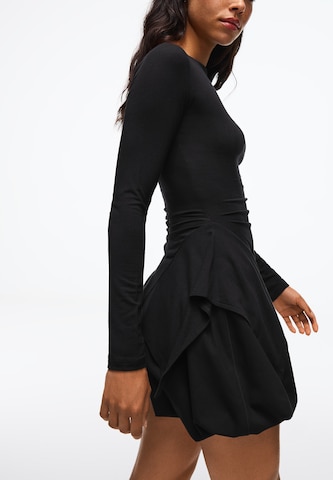 Maglietta di Bershka in nero
