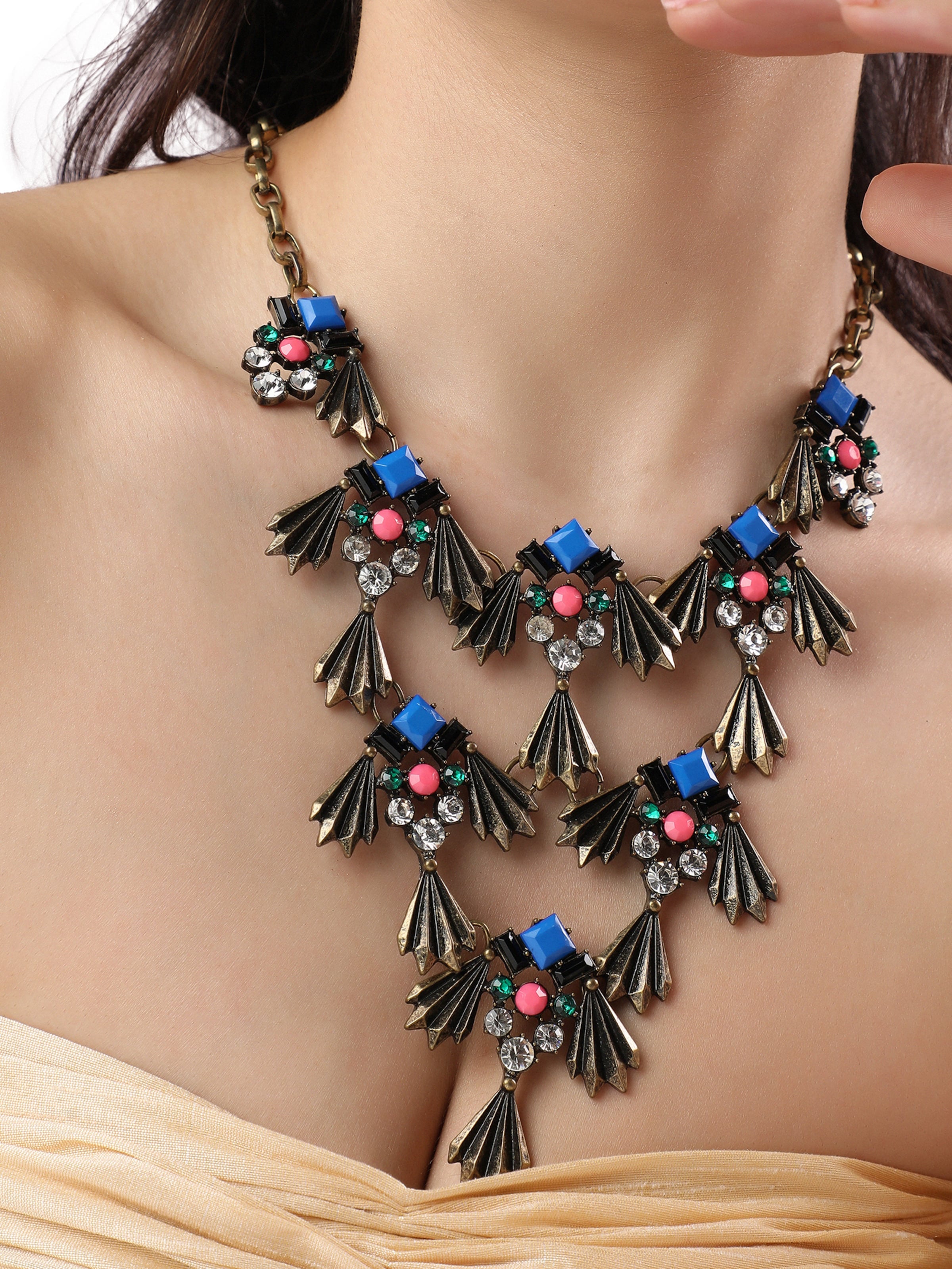 SOHI Řetízek ' Maureen ' – mix barev