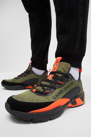 CAMP DAVID Sneakers in Green: front