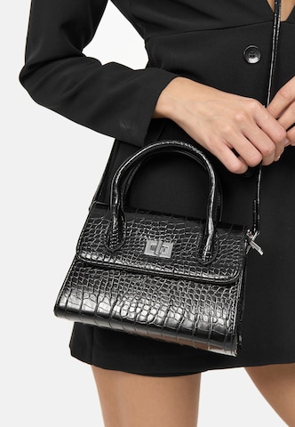 HARPA Handbag in Black