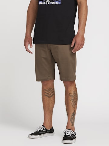 Volcom Regular Pants in Brown: front