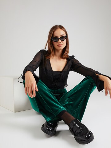 VILA Flared Trousers 'KATJA' in Green