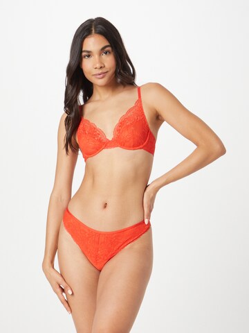 Invisible Soutien-gorge ESPRIT en rouge