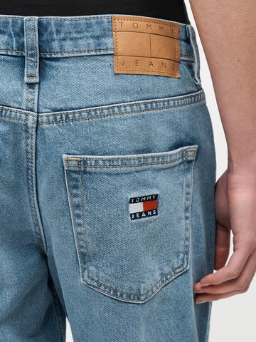 Largi Jeans de la Tommy Jeans pe albastru