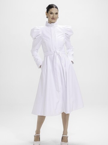 RainSisters - Abrigo de entretiempo 'Baloon-Style Sleeves' en blanco