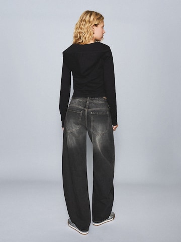 Bershka Tréning dzseki - fekete