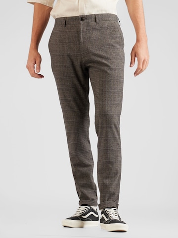 Regular Pantalon chino 'Liam' Matinique en marron : devant