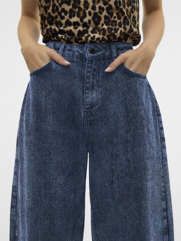 VERO MODA Свободный крой Джинсы 'OLLIE' в Синий