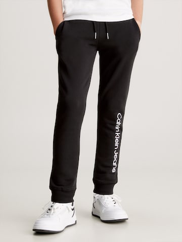 Calvin Klein Jeans Tapered Παντελόνι σε μαύρο