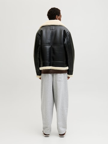 JACK & JONES Regular Trousers in Grey
