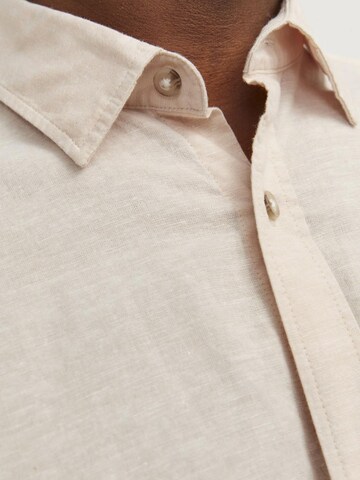 JACK & JONES Comfort fit Button Up Shirt in Orange