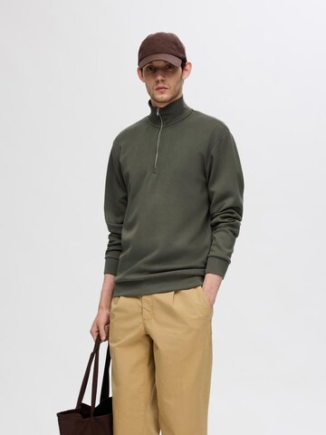 SELECTED HOMME Sweatshirt in Green