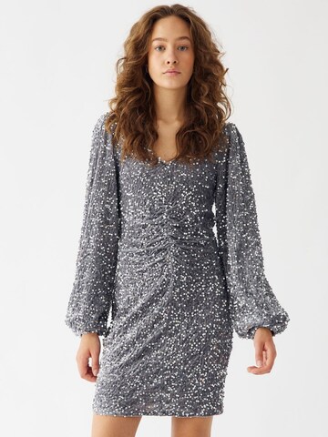 Noella Sukienka ' Teagan ' w kolorze szary