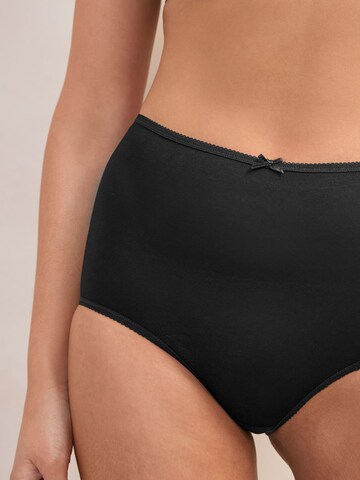 Next Slip in Zwart