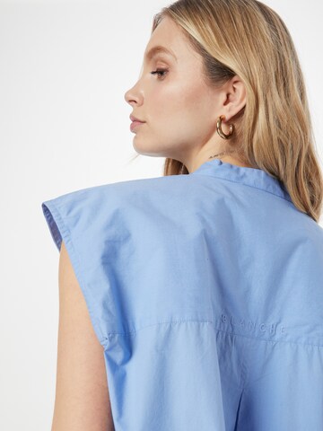 Blanche Blouse in Blauw