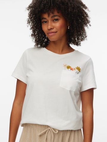 Maglietta 'VMKARMA' di VERO MODA in bianco: frontale