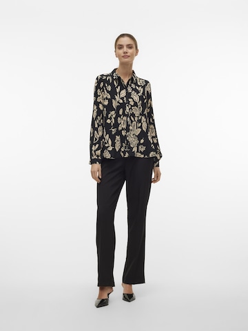 VERO MODA Blouse in Black