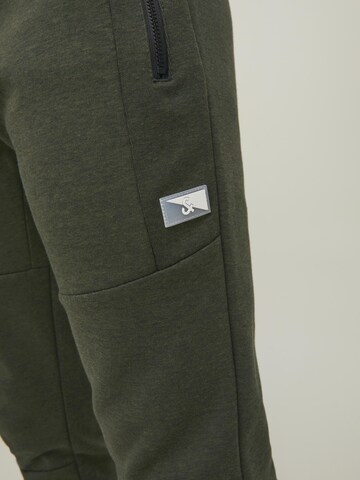 JACK & JONES Tapered Trousers 'Will' in Green