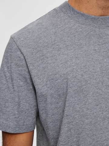 T-Shirt 'Colman' SELECTED HOMME en gris