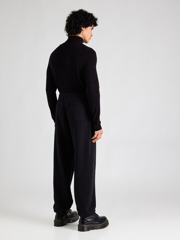 Abercrombie & Fitch Tapered Hose 'ESSENTIAL' in Schwarz