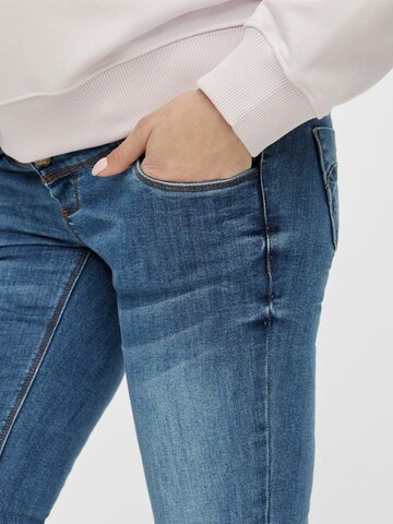 MAMALICIOUS Slimfit Jeans in Blau