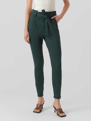 Vero Moda Tall Slimfit Bandplooibroek 'Eva' in Groen: voorkant