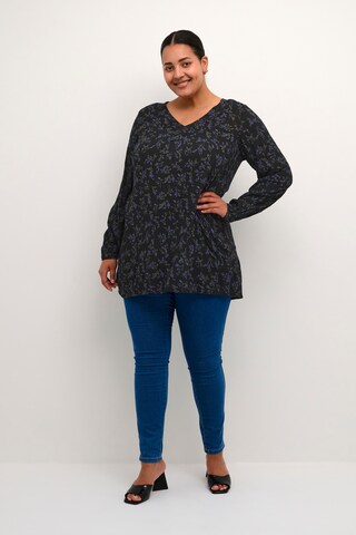 KAFFE CURVE Blouse 'Cami' in Zwart