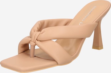 GLAMOROUS Teenslipper in Beige: voorkant