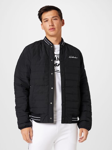 HOLLISTER - Chaqueta de entretiempo en negro: frente