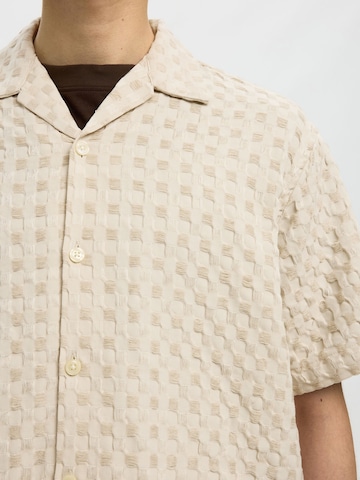 SELECTED Comfort Fit Hemd in Beige