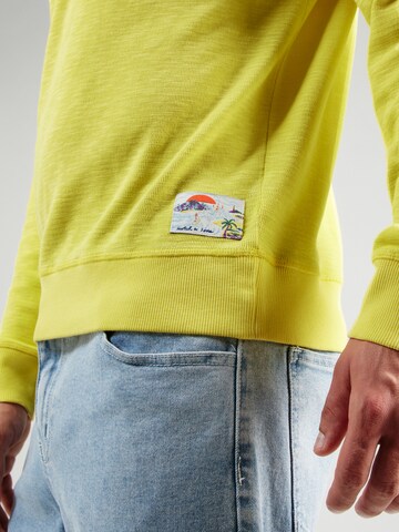 SCOTCH & SODA Свитшот в Желтый