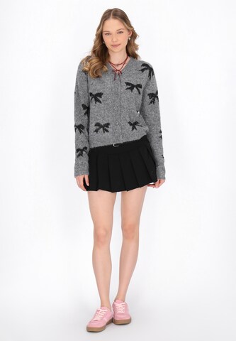 MYMO Strickjacke in Grau