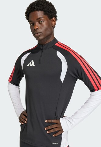 ADIDAS PERFORMANCE - Camiseta funcional 'Tiro 26 Competition' en negro