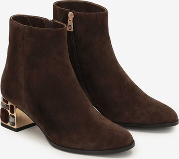 Kazar Booties in Brown