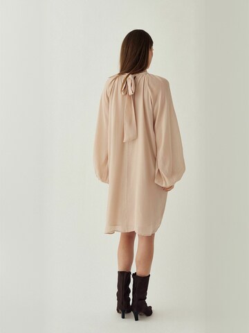 Rochie ' N-Lorenia ' de la Noella pe roz