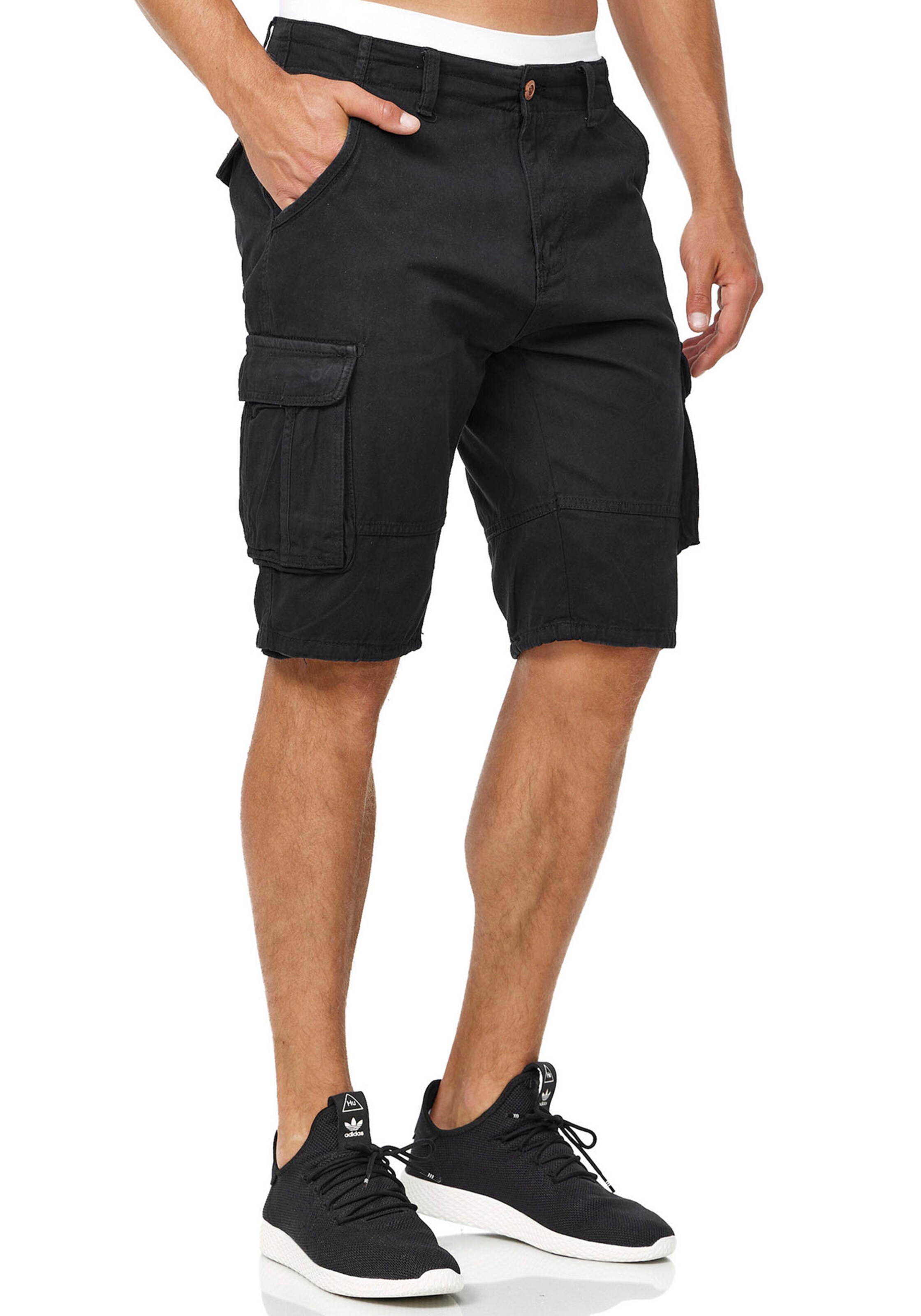 INDICODE JEANS Regular Pants in Black: front