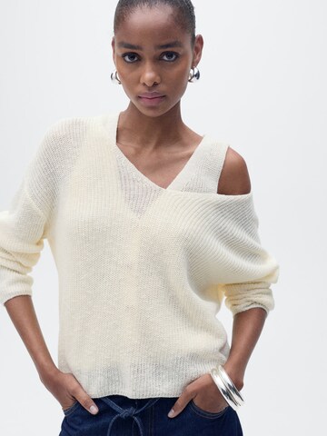 MANGO Sweater 'JAZMIN' in Beige: front