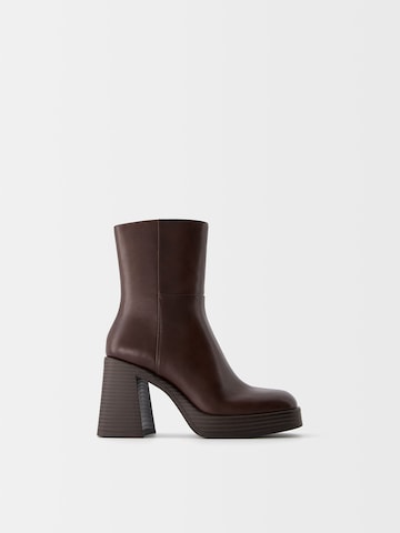 Bershka Bootie in Brown