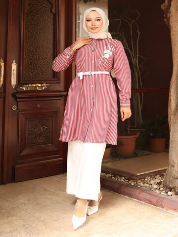 MODAMIHRAM Tunic in Red