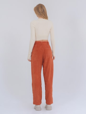 Wide Leg Pantalon à pince ' Alma ' FRESHLIONS en marron