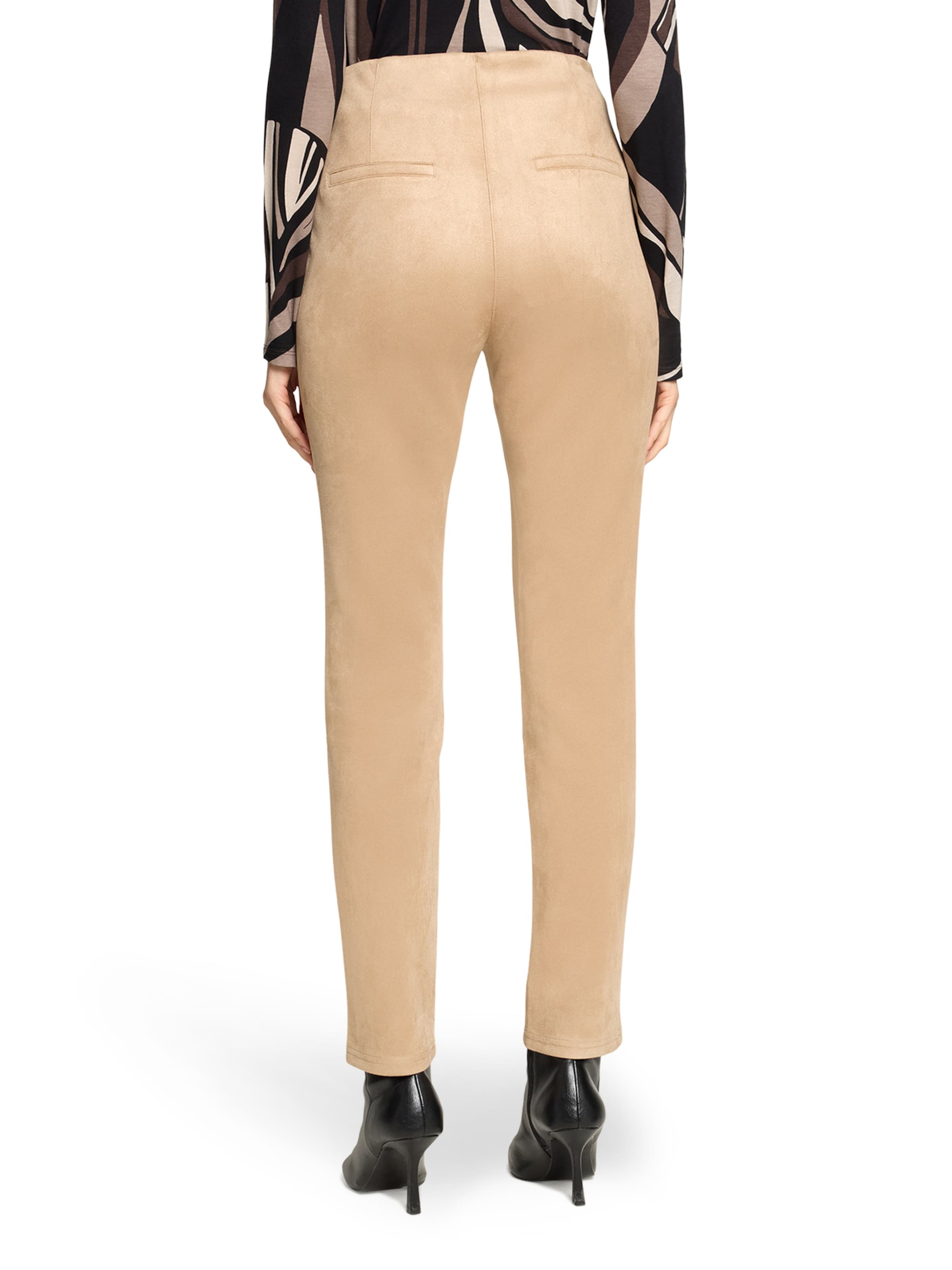 Betty Barclay Slim fit Trousers in Beige