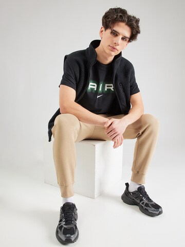 Nike Sportswear Póló 'AIR' - fekete