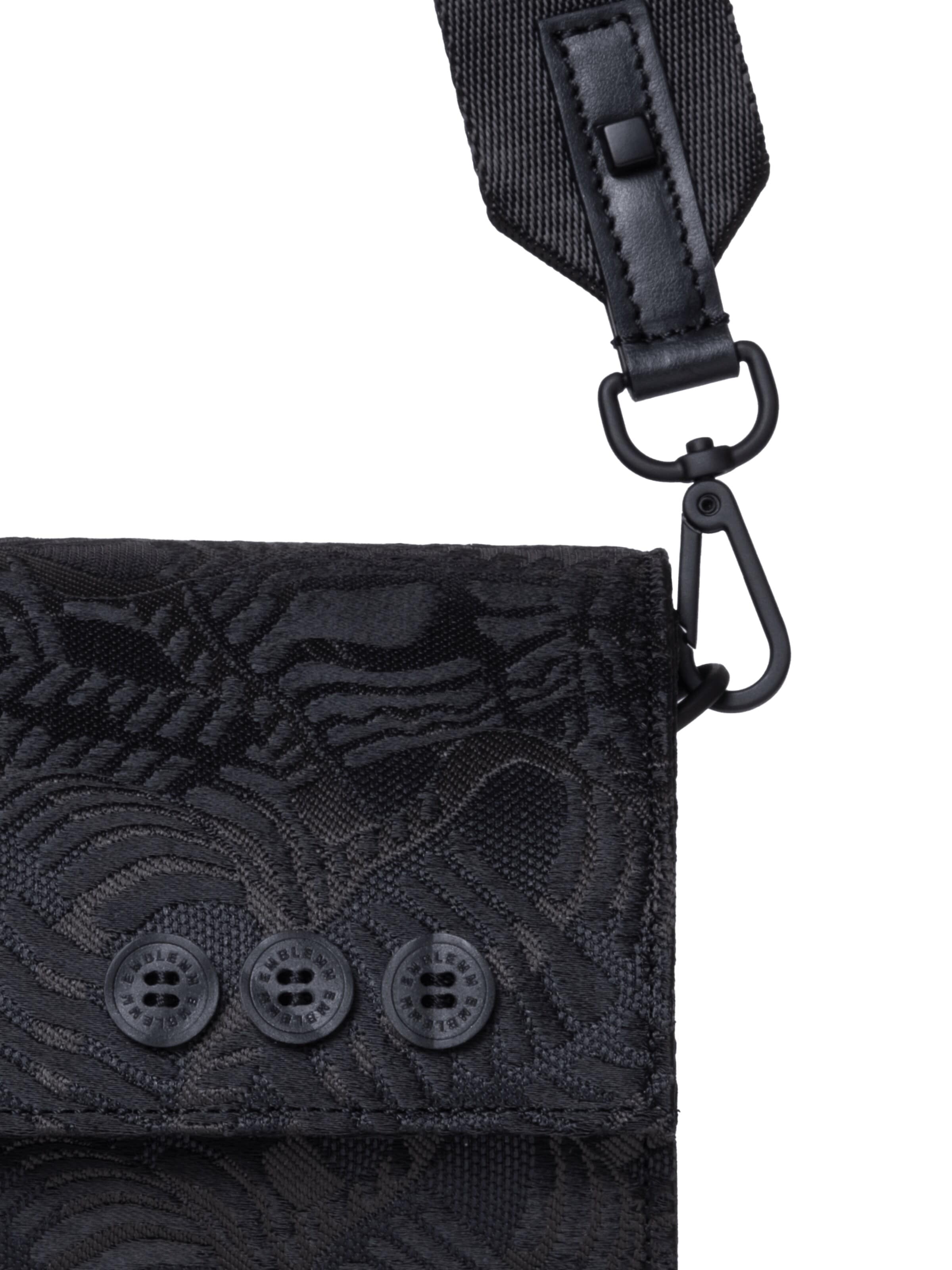 Borsa a tracolla 'Up My Sleeve' di EMBLEMM in nero