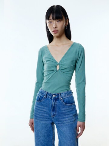 EDITED Shirt 'Orpha' in Green: front