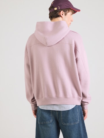 Abercrombie & Fitch Свитшот 'ESSENTIAL' в Лиловый