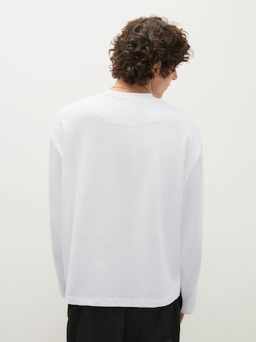 Bershka Shirt in White