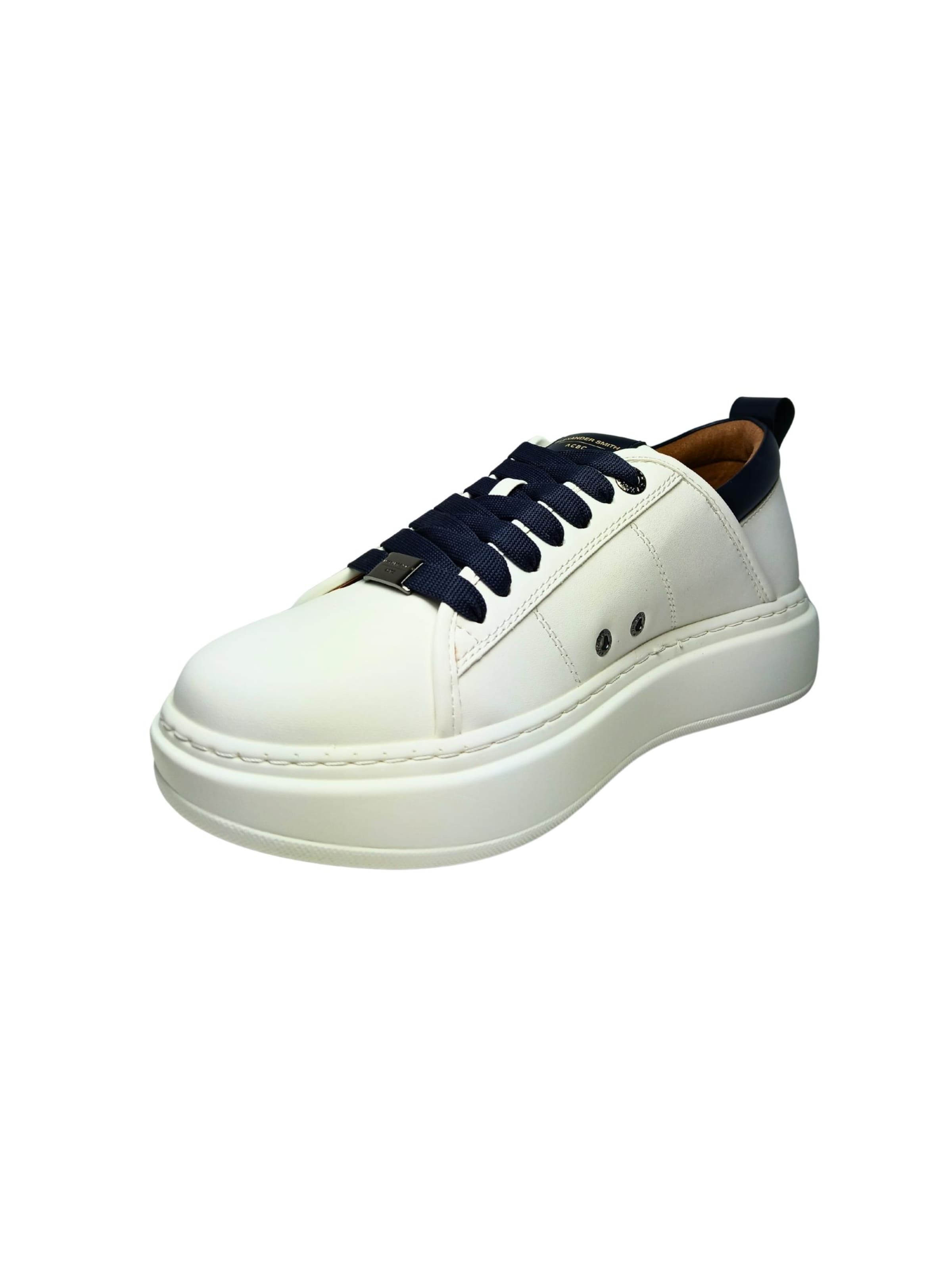 Alexander Smith Sneakers in White