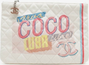 CHANEL Bag in One size in White: front