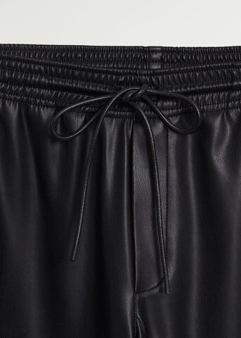 MANGO Regular Hose 'apple' in Schwarz