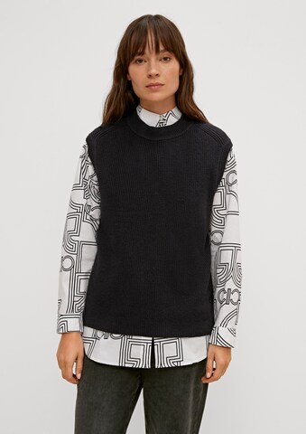 comma casual identity Sweater in Black: front